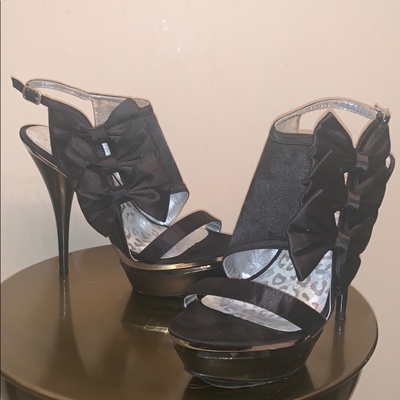 Black Satin Bows Platform Sandal with Silver Trim - Picture 3 of 7